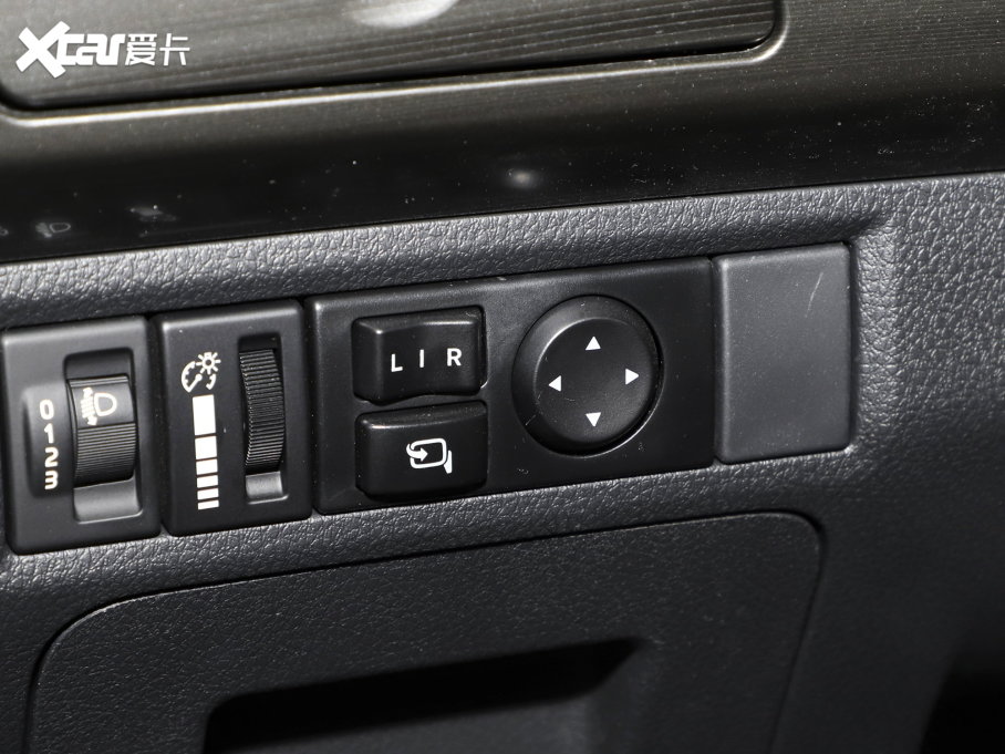 2022ʮmu-X΂b 2.0T Ԅ 5 