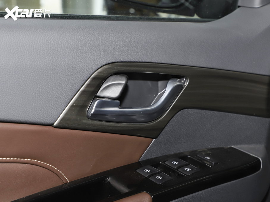 2022ʮmu-X΂b 2.0T Ԅ 5 