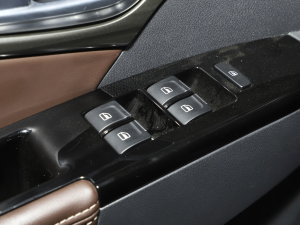 20222.0T Ԅ 5  п؅^