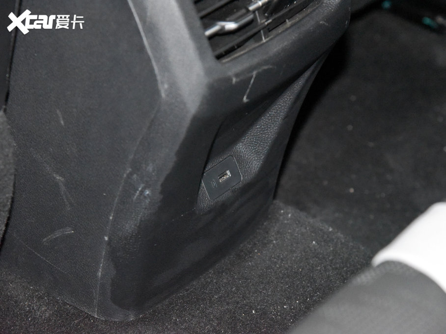 2023D-MAX 1.9TԄV-CROSSIRZ4E