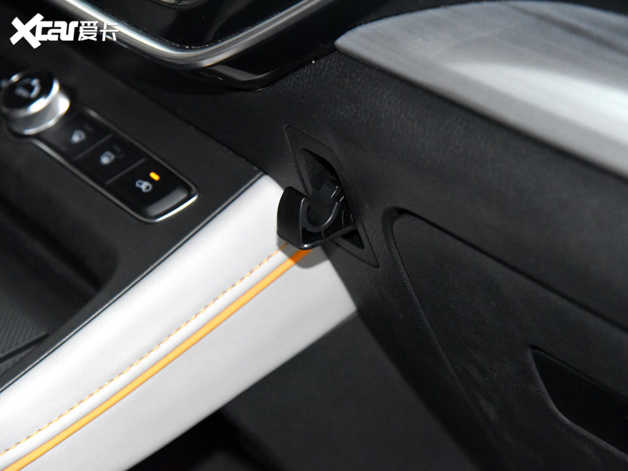 2023D-MAX 1.9TԄ(dng)(q)V-CROSSI(lng)RZ4E