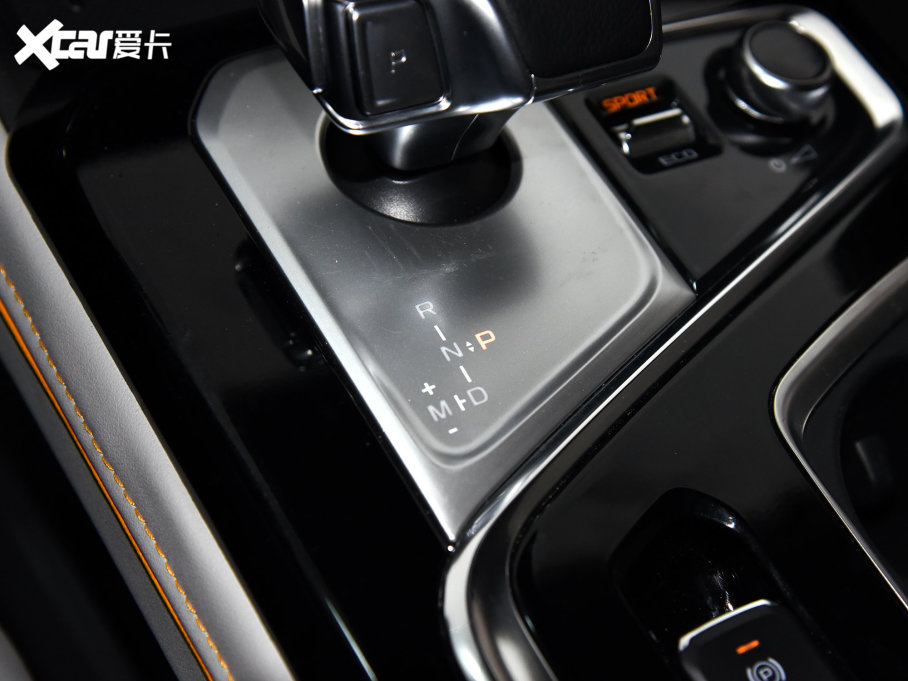 2023D-MAX 1.9TԄ(dng)(q)V-CROSSI(lng)RZ4E