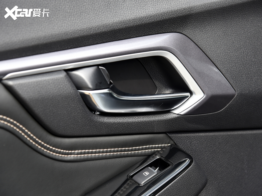 2023��D-MAX 1.9T�Ԅ�������I��