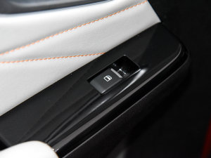 20231.9TԄV-CROSSIRZ4E ܇ƅ^