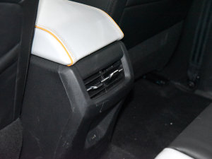 20231.9TԄV-CROSSIRZ4E п؅^