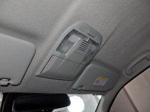 20231.9TԄV-CROSSIRZ4E п؅^