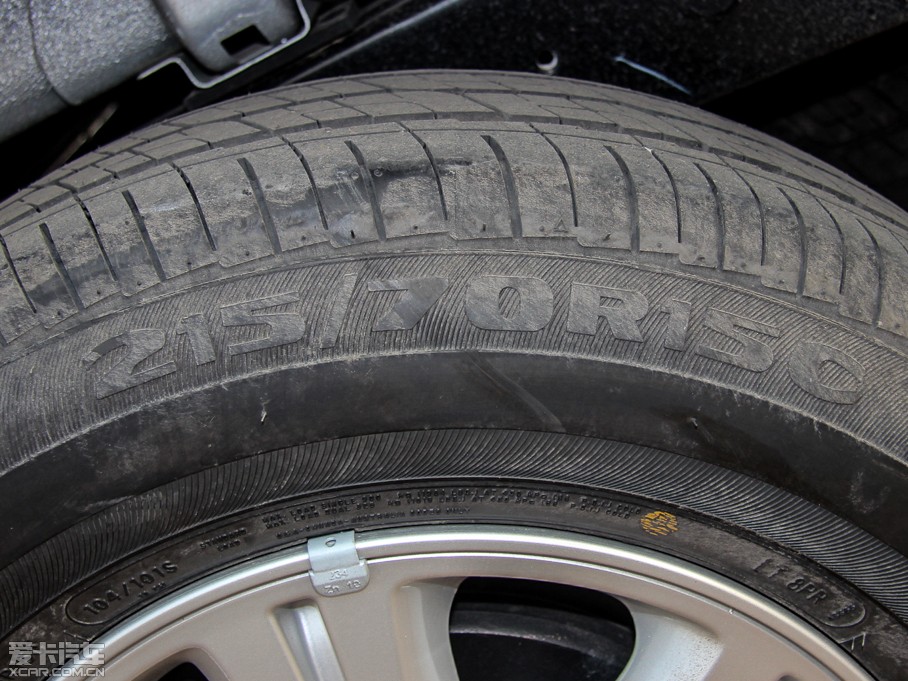 2015D-MAX 2.5T (q) ք(dng)A