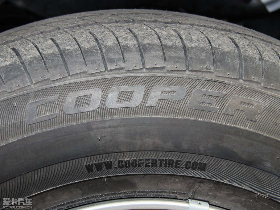 2015D-MAX 2.5T  քӺA