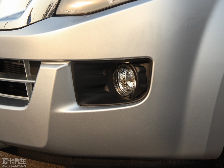 2015D-MAX 2.5T  քӺA