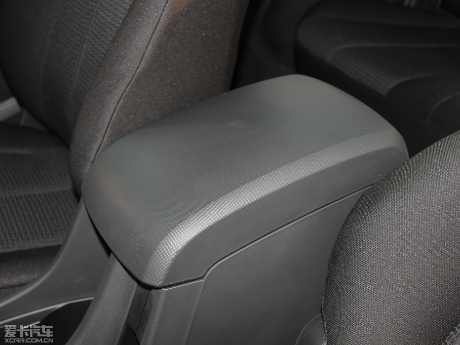 2015D-MAX 2.5T  քӺA