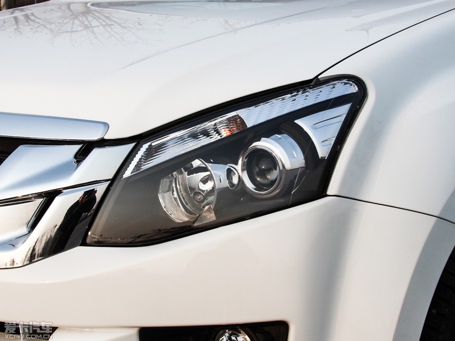 2015D-MAX 2.5T  ԄӳA