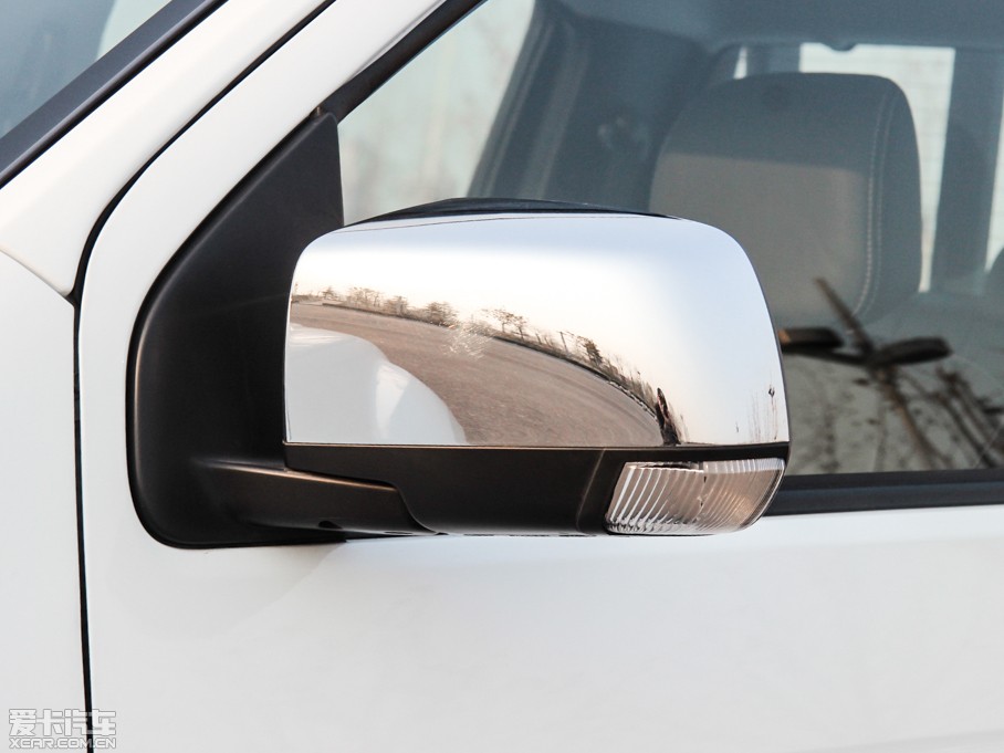 2015D-MAX 2.5T (q) ԄӳA