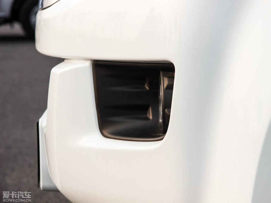 2015D-MAX 2.5T  ԄӳA