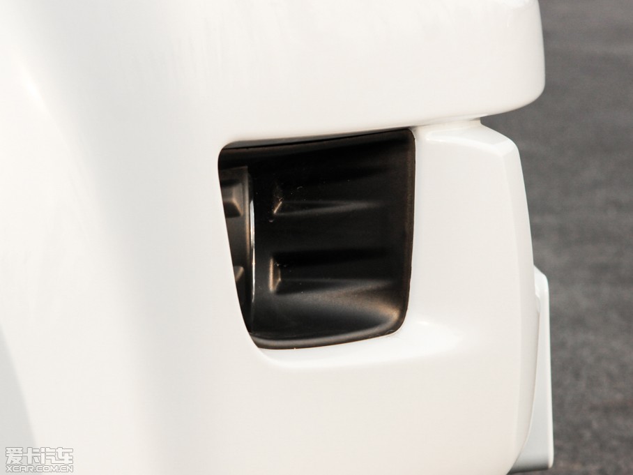 2015D-MAX 2.5T  ԄӳA