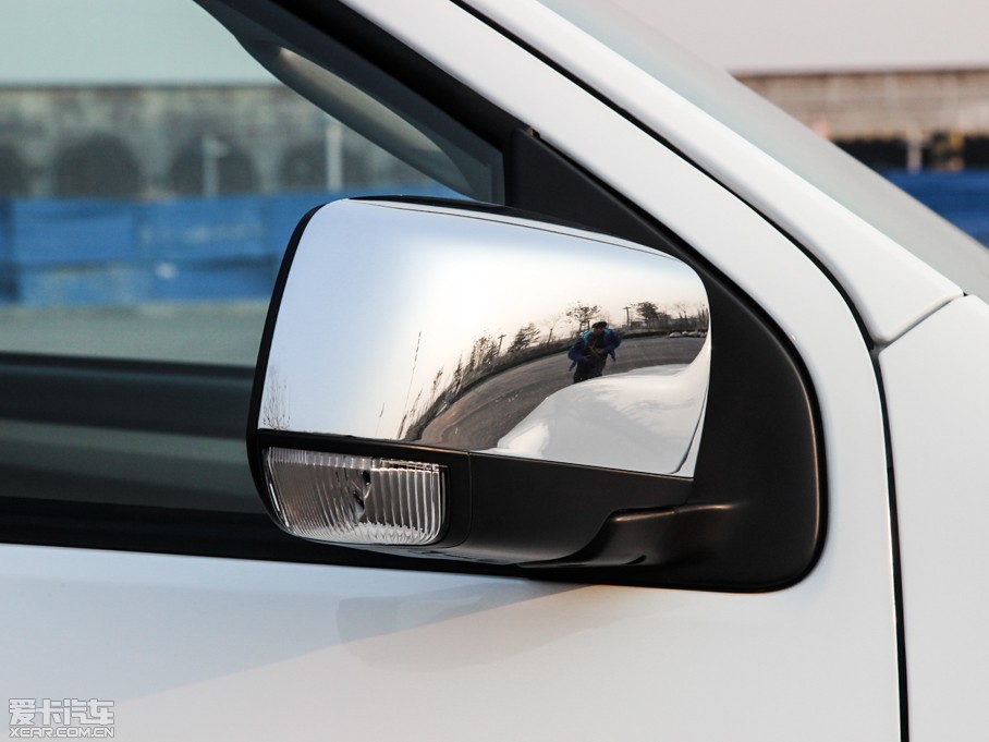 2015D-MAX 2.5T  ԄӳA