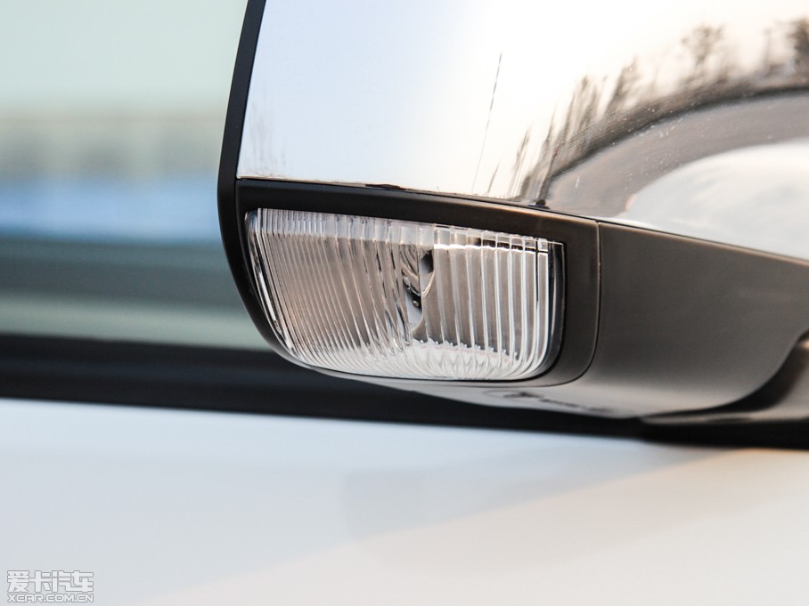 2015D-MAX 2.5T  ԄӳA