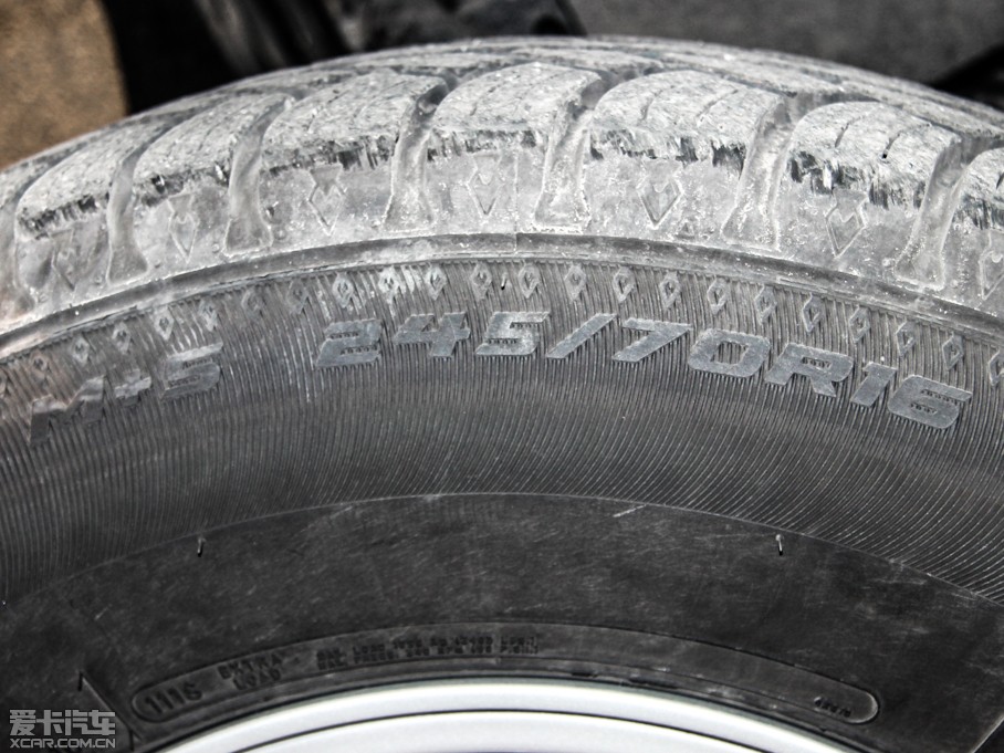 2015D-MAX 2.5T  ԄӳA