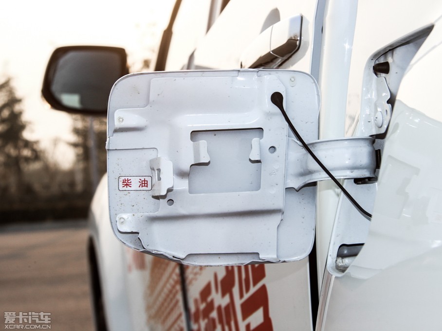 2015D-MAX 2.5T  ԄӳA