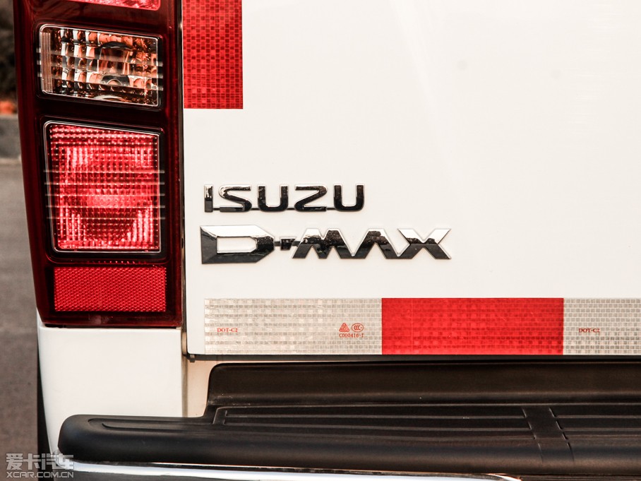 2015D-MAX 2.5T  ԄӳA