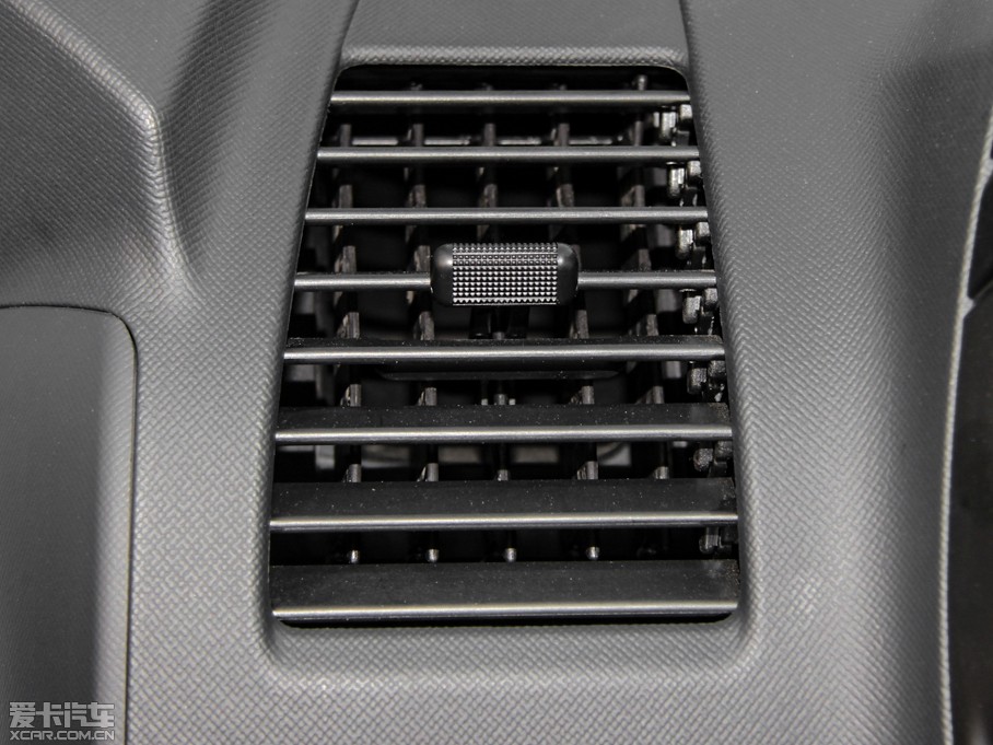 2015D-MAX 2.5T  ԄӳA