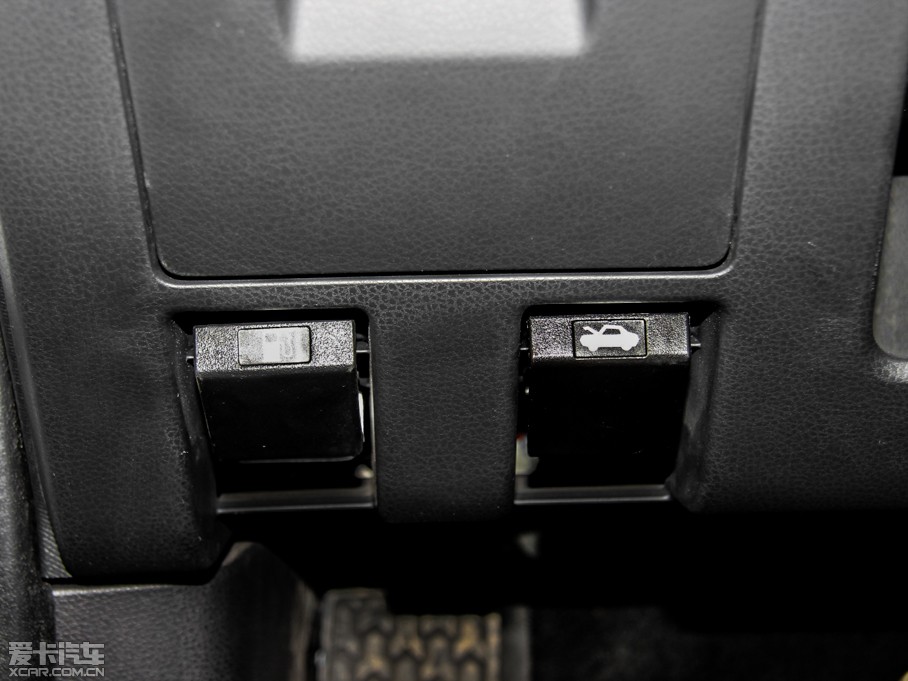 2015D-MAX 2.5T  ԄӳA