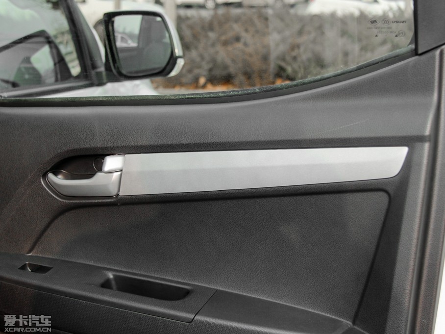 2015D-MAX 2.5T  ԄӳA