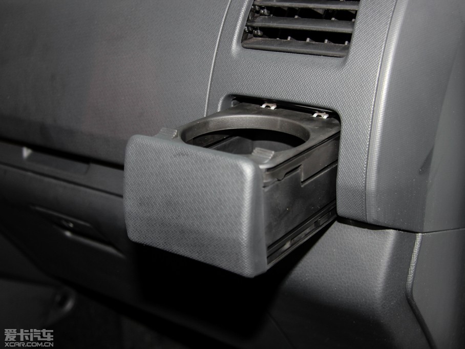 2015D-MAX 2.5T  ԄӳA