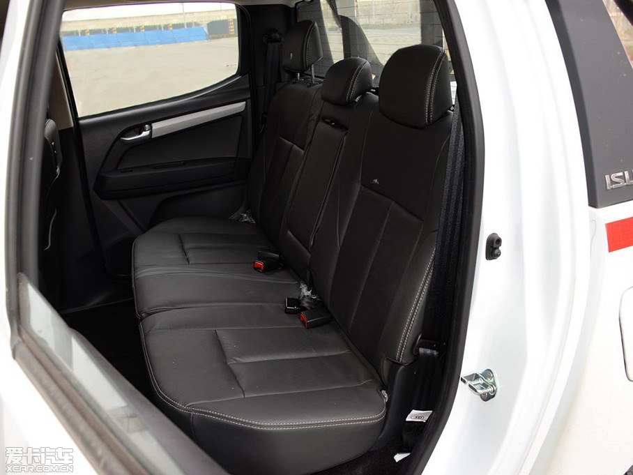 2015D-MAX 2.5T  ԄӳA