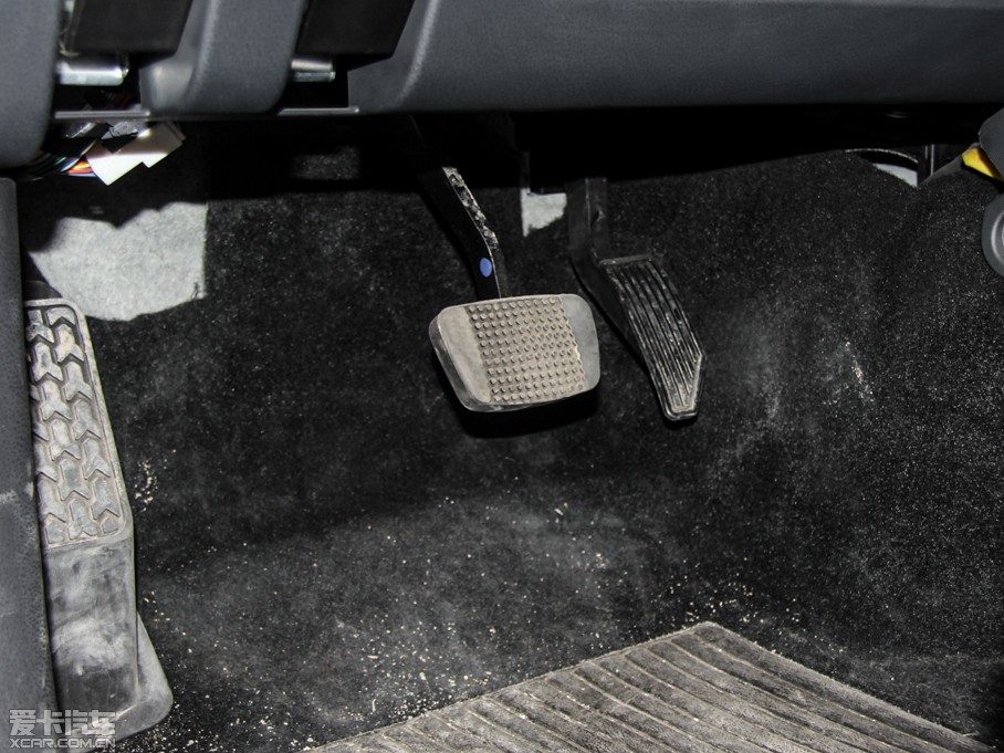 2015D-MAX 2.5T  ԄӳA