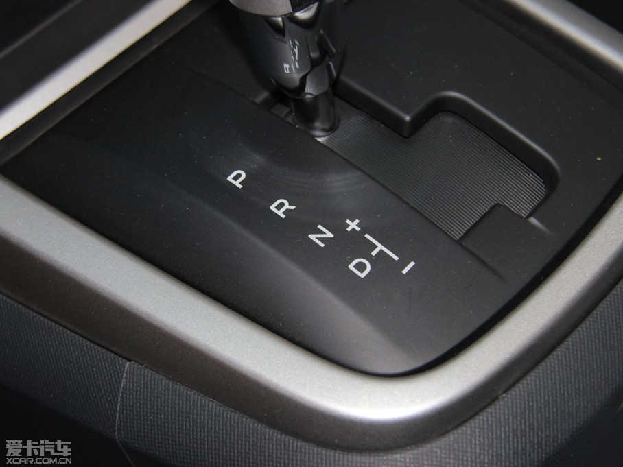 2015D-MAX 2.5T  ԄӳA