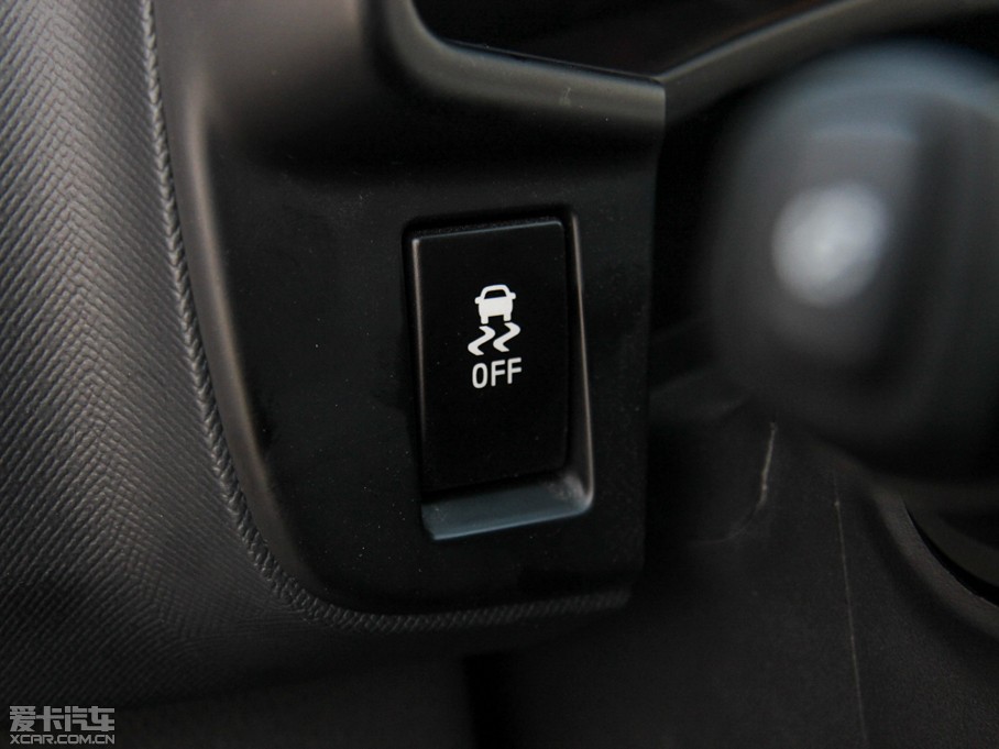 2015D-MAX 2.5T  ԄӳA