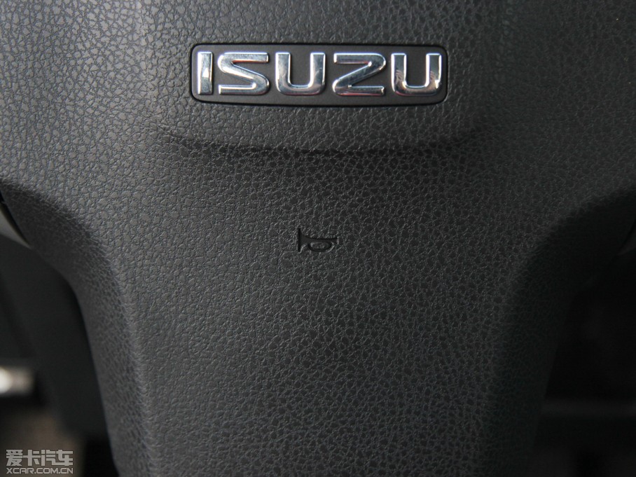 2015D-MAX 2.5T  ԄӳA