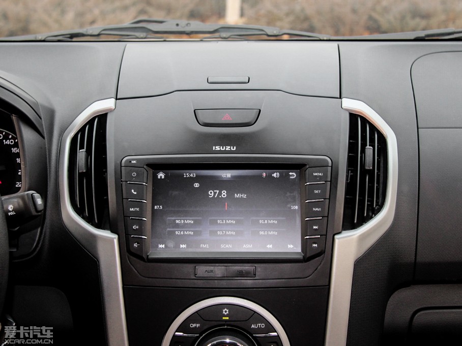 2015D-MAX 2.5T  ԄӳA