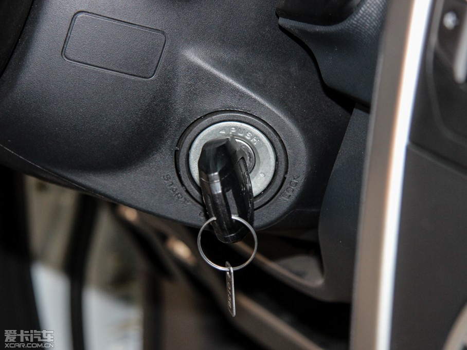 2015D-MAX 2.5T  ԄӳA