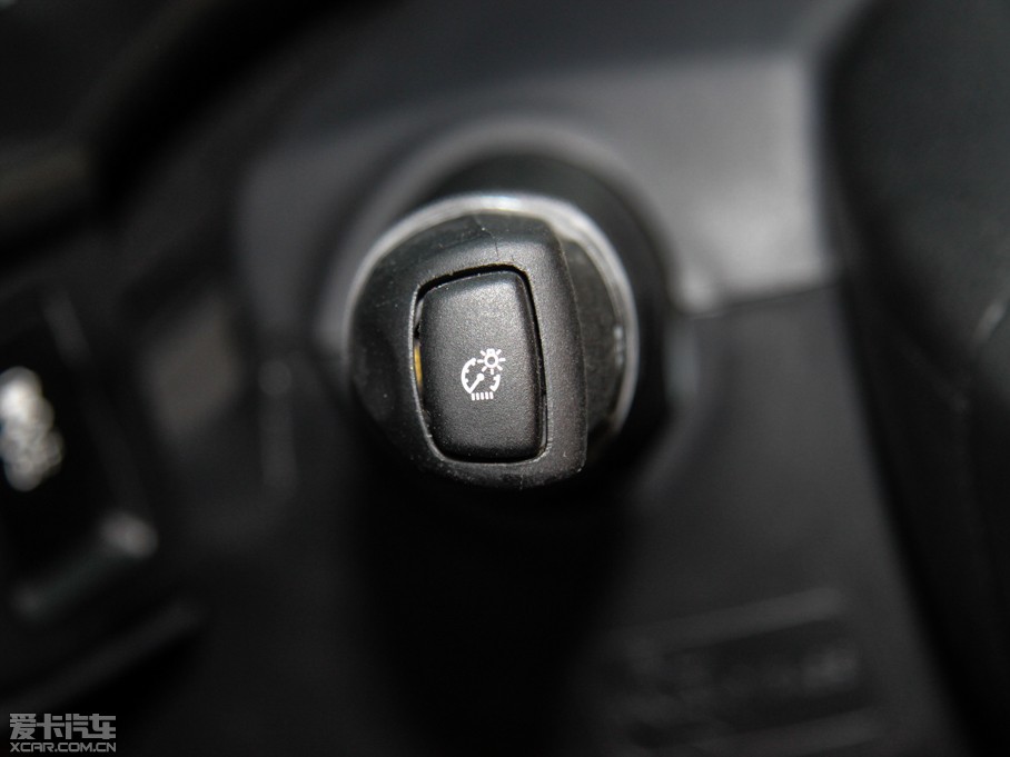 2015D-MAX 2.5T  ԄӳA