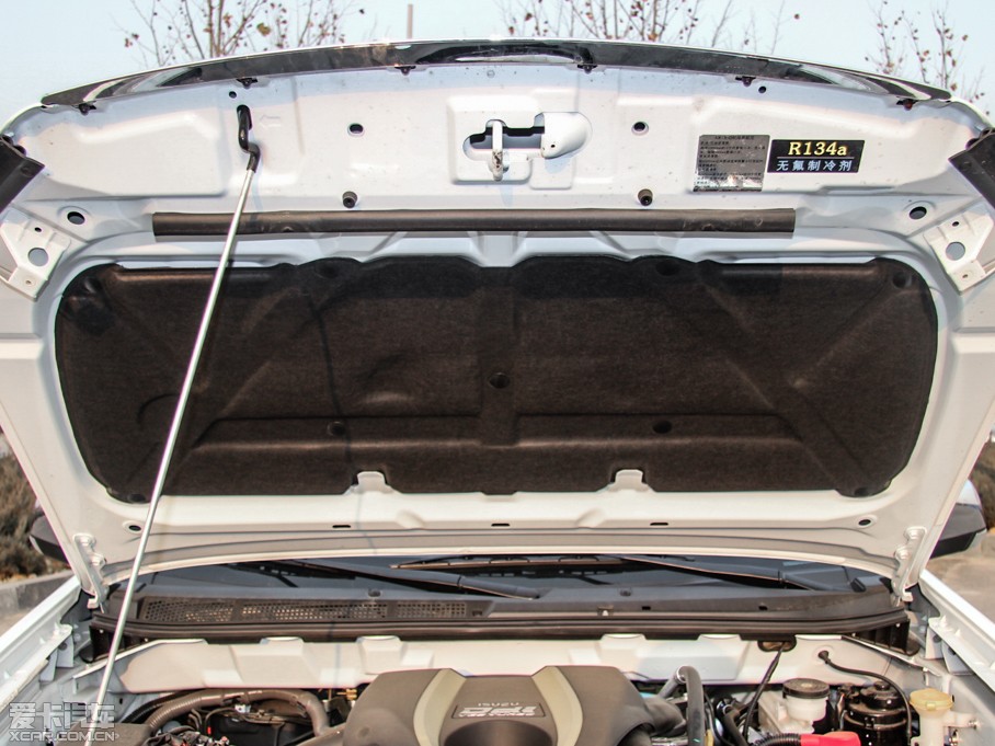 2015D-MAX 2.5T (q) ԄӳA