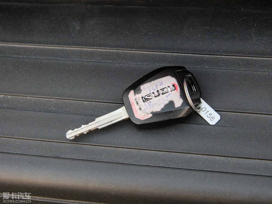 2015D-MAX 2.5T  ԄӳA