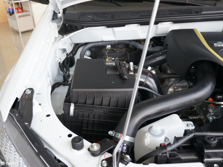 2015D-MAX 2.5T  քӺA