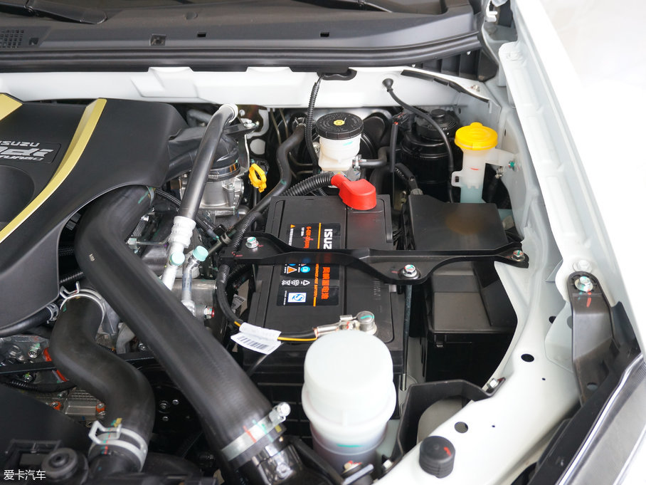 2015D-MAX 2.5T  քӺA