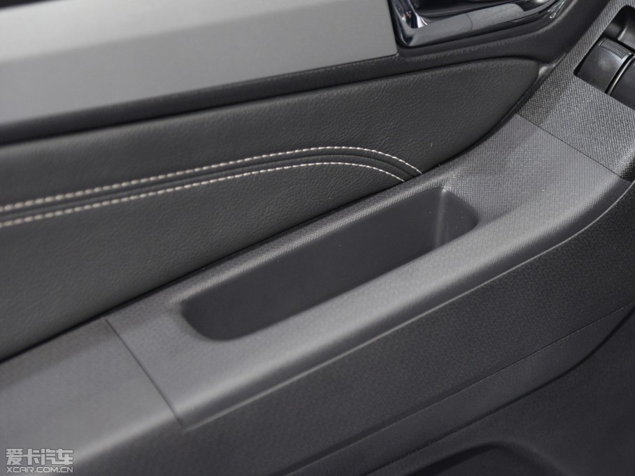 2015ʮmu-X΂b 3.0T  Ԅ 