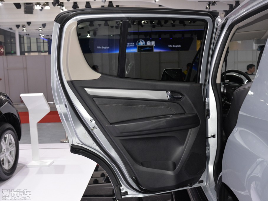 2015ʮmu-X΂b 3.0T  Ԅ 