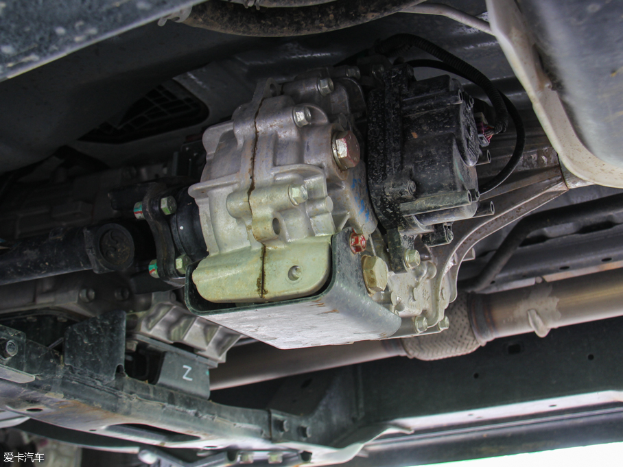 2015ʮmu-X΂b 3.0T (q) Ԅ 