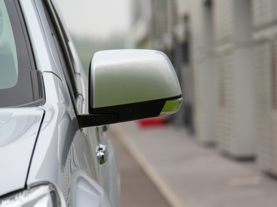 2015ʮmu-X΂b 3.0T  Ԅ 