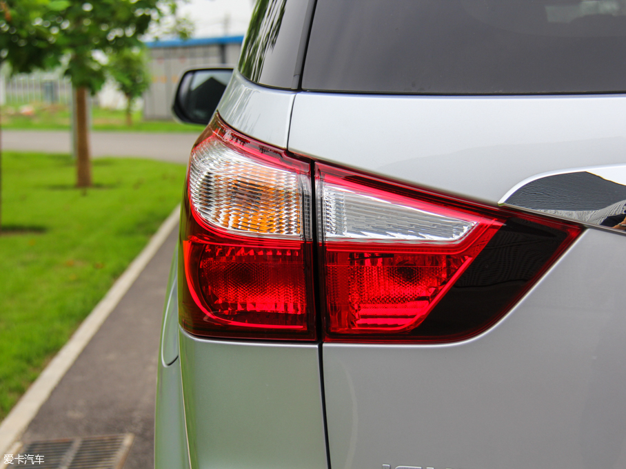 2015ʮmu-X΂b 3.0T  Ԅ 