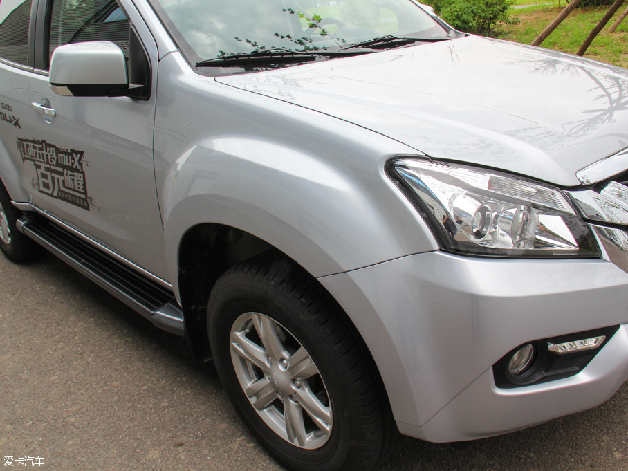 2015ʮmu-X΂b 3.0T  Ԅ 