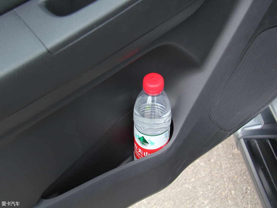 2015ʮmu-X΂b 3.0T  Ԅ 