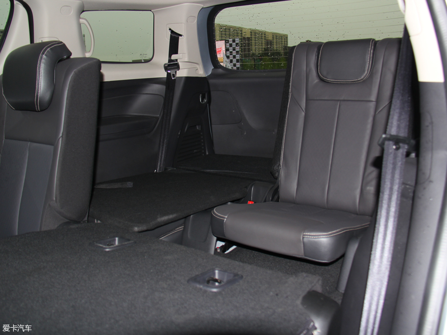 2015ʮmu-X΂b 3.0T  Ԅ 