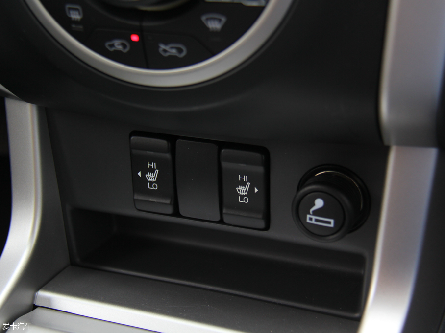 2015ʮmu-X΂b 3.0T (q) Ԅ 