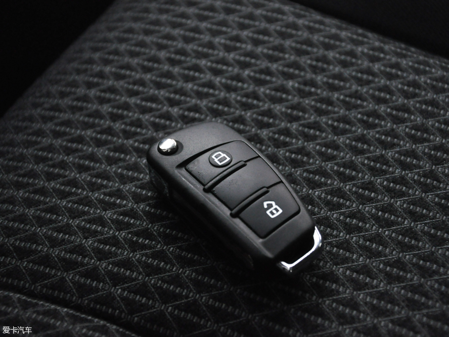 2016ʮmu-X΂b 2.5T  քӕ 