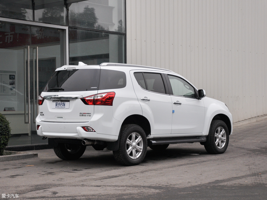 2016ʮmu-X΂b 3.0T  Ԅ 